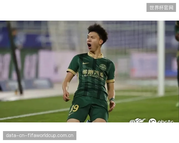 浙江队锋线迎来利好，外援瓜里拉帕的回归将极大丰富球队前场的战术选择。